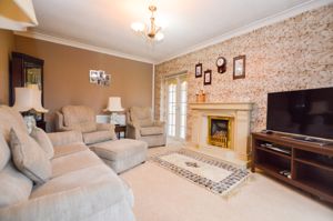 Lounge- click for photo gallery